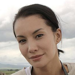 Nadya Hutagalung